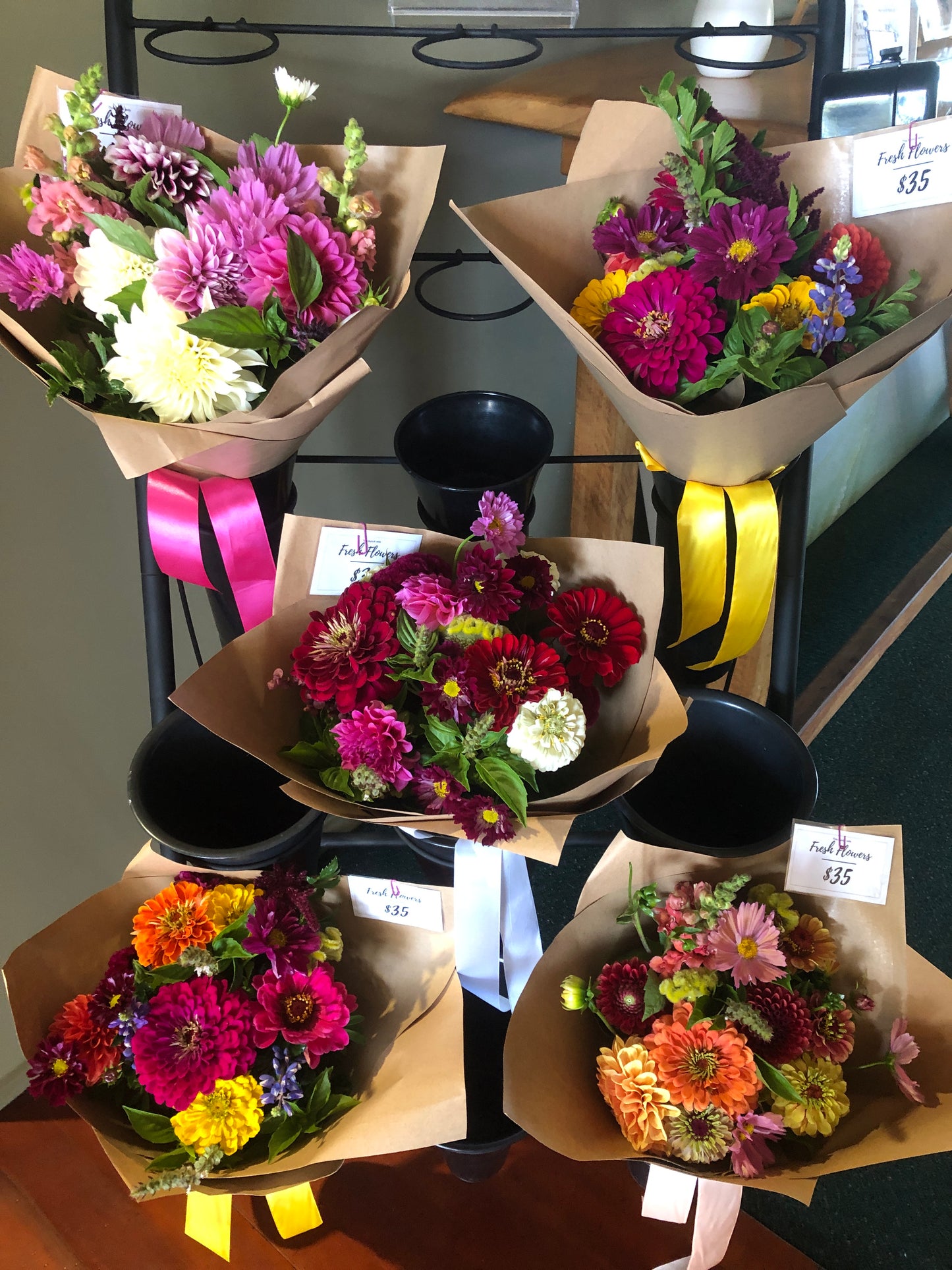 The Dunes Golf Club - Flower Stand