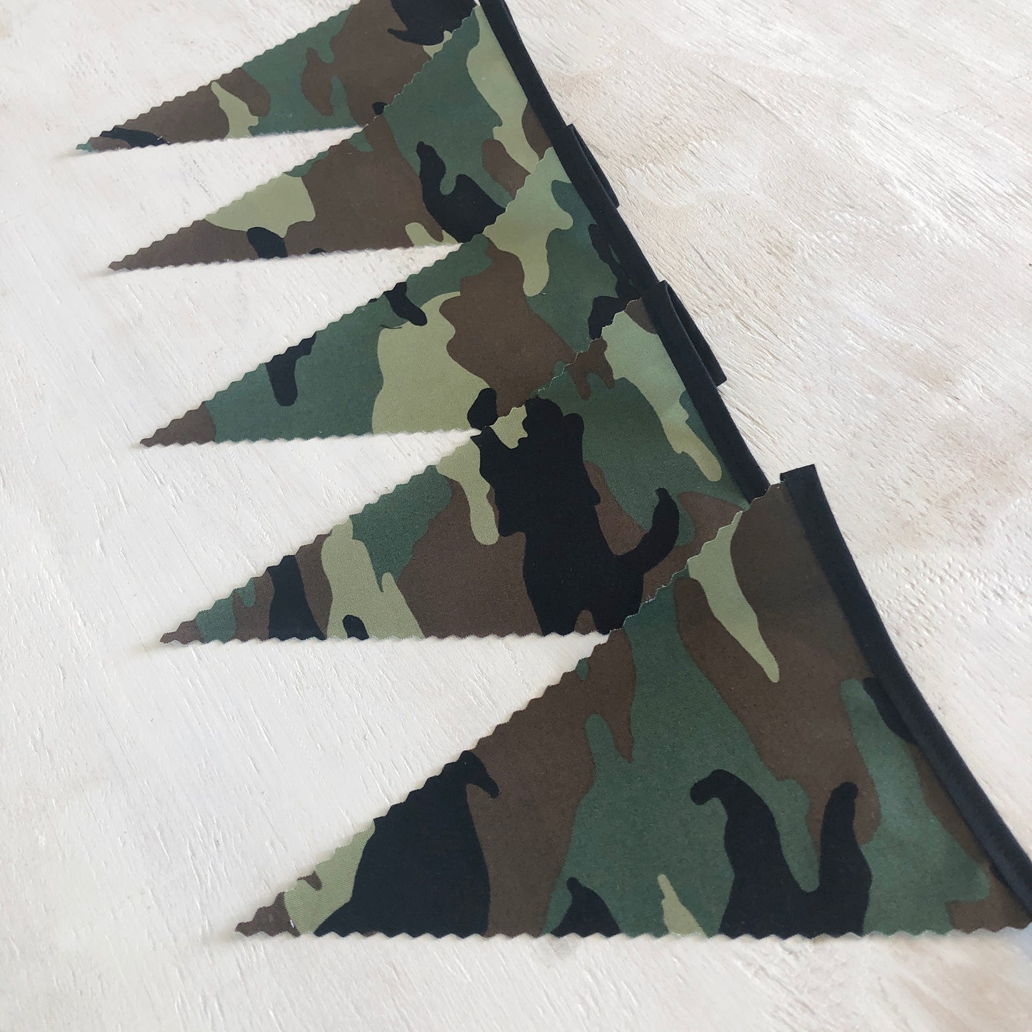 Camo Bunting - 3m ready made