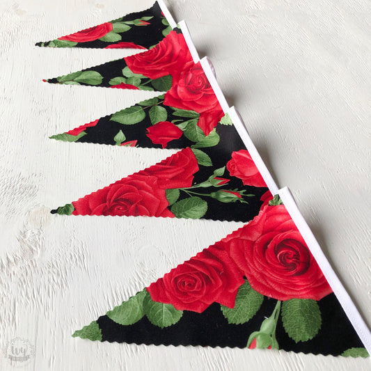 Red Rose Bunting