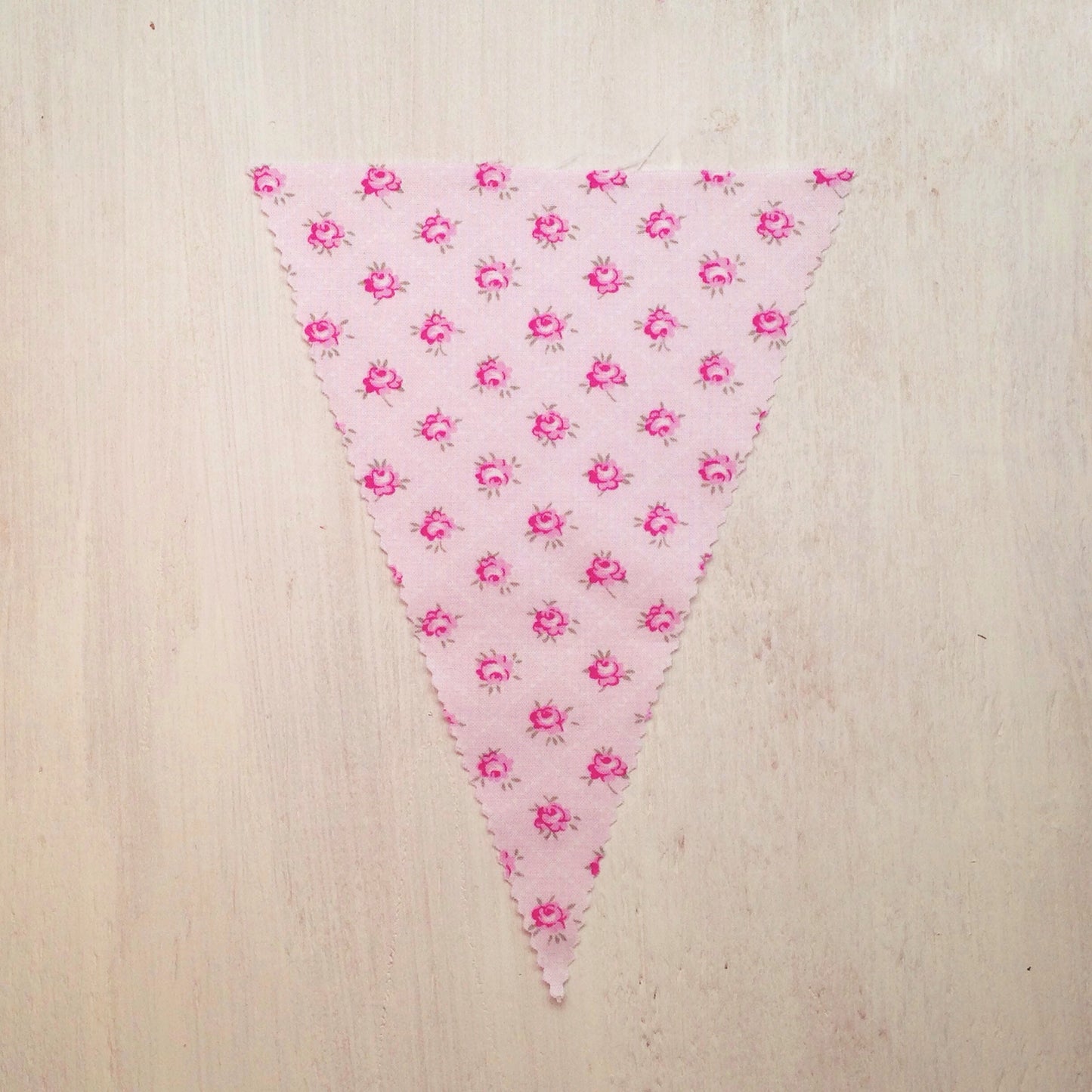 Pink Mini Roses Flag